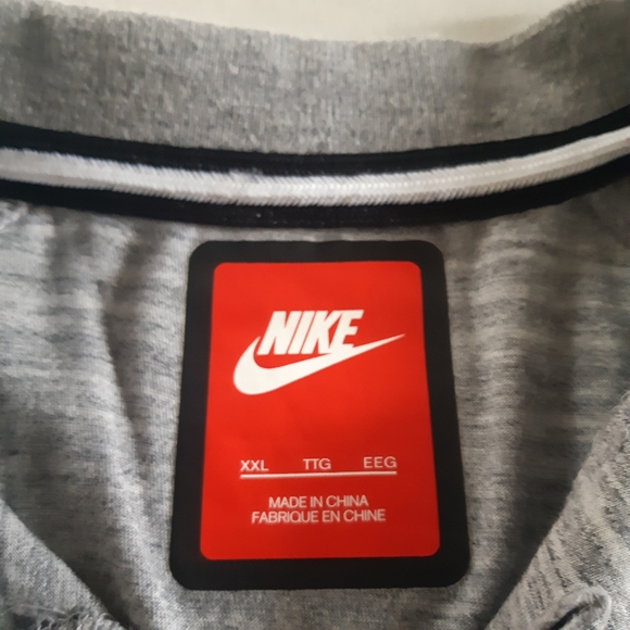 Classic Nike Polo Shirt - Picture 9 of 15